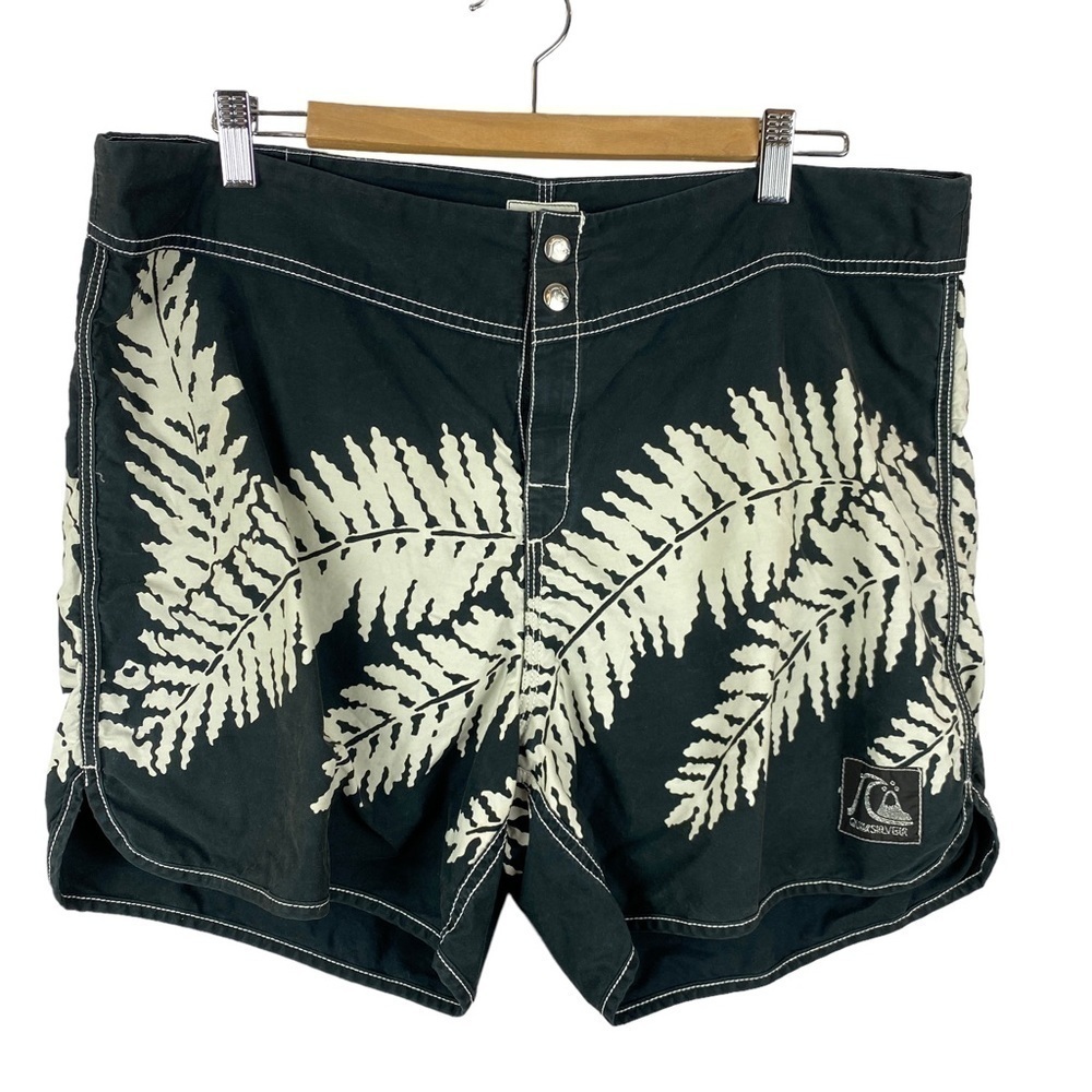QUIKSILVER Black Palm Board Shorts Size 38